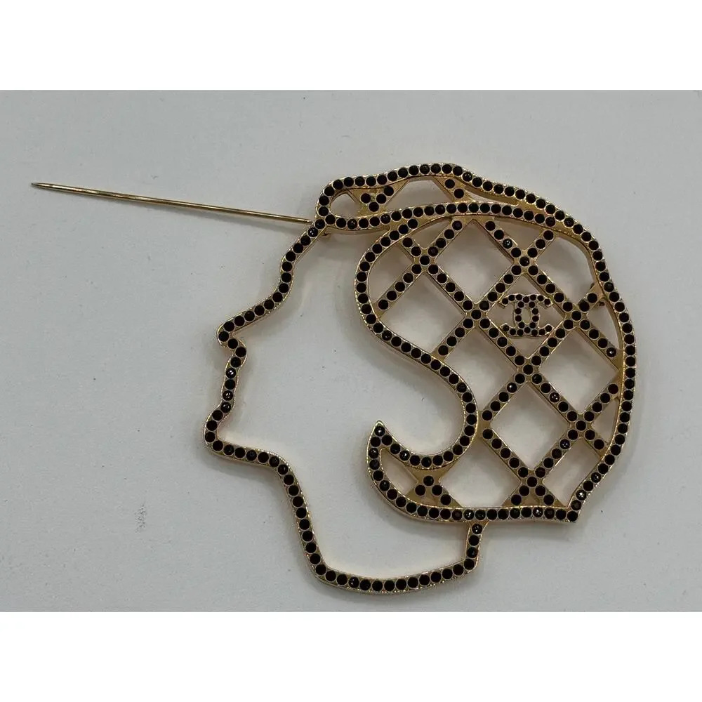 CHANEL 17A Mademoiselle Silhouette Large Strass Brooch in Light Gold Hardware